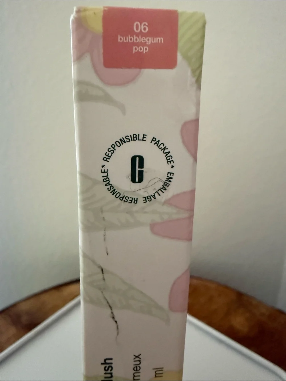 Clinique Pop Plush Creamy Lip Gloss – Bubblegum Pop. 3.4 ml. NIB